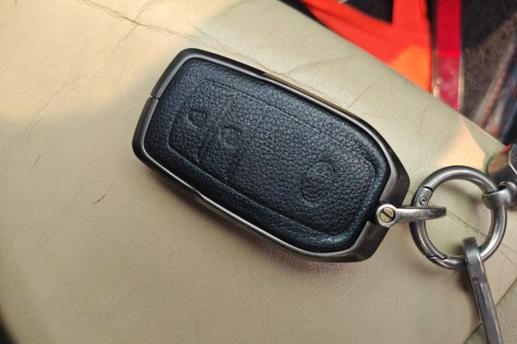 Used Toyota RAV4 2013 2.5L Automatic 4x4 Elite Edition Vehicle Key