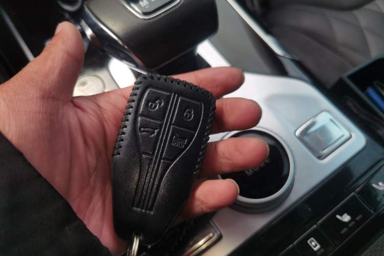 Used Hongqi HS5 2019 2.0T Smart Connect Flagship Edition Vehicle Key