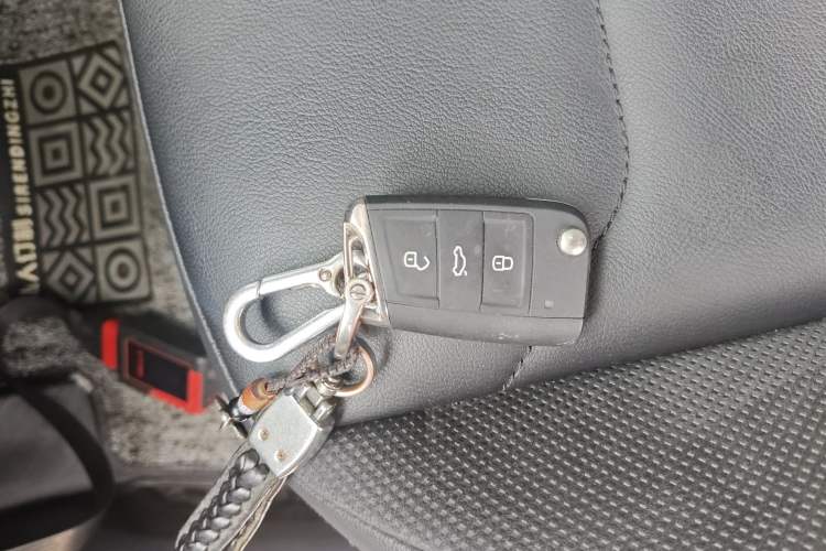 Used Volkswagen Tayron 2020 330TSI Two-Wheel Drive Luxury Smart Connectivity Version
