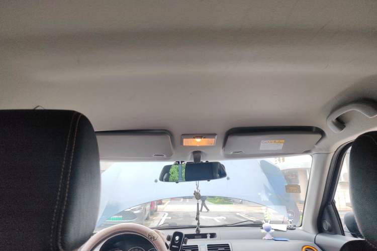 Used Suzuki Swift 2016 1.5L Automatic Fashionable Coolplay Edition
