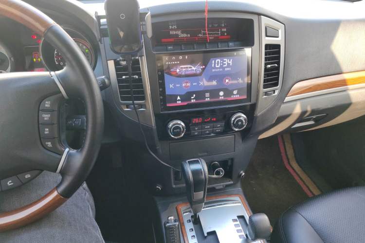 Used Mitsubishi Pajero (Import) 2020 3.0L Automatic Standard Edition
