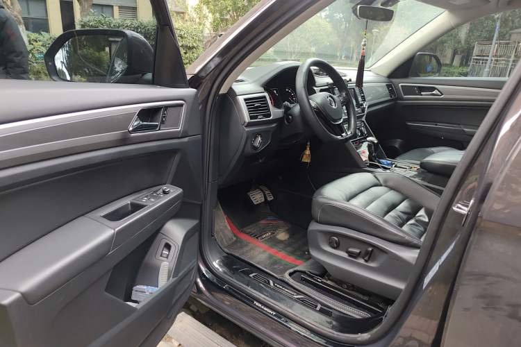 Used Volkswagen Teramont 2017 330TSI Two-Wheel-Drive Luxury Edition