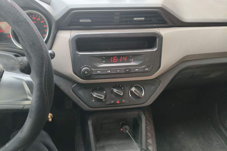 Used Wuling Hongguang 2018 1.5L S Standard Version L2B