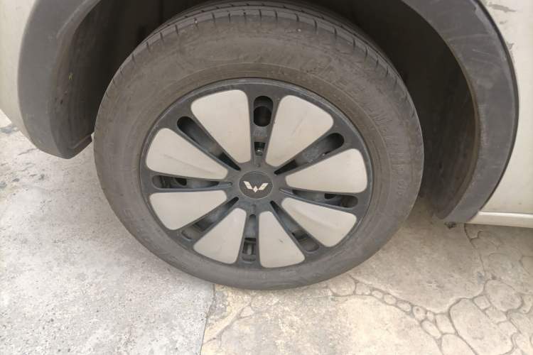 Used Wuling Bingo 2023 410 km Lingxi Deluxe Edition
