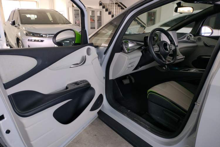 Used BYD Dolphin 2021 405 km Free Version
