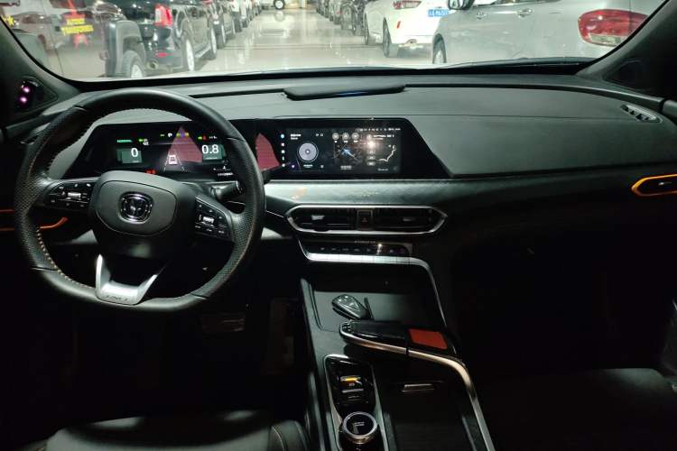 Used Changan UNI-T 2022 2.0T Prestige Version