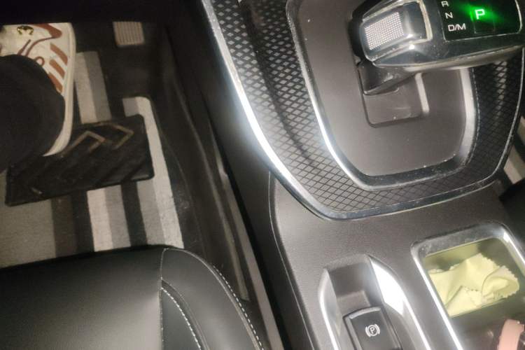 Used Haval M6 2021 PLUS 1.5T DCT Luxury Smart Connectivity Model
