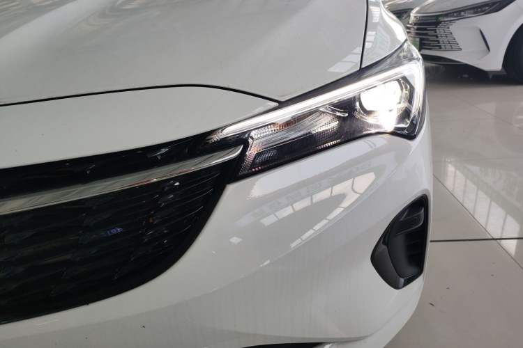 Used Buick Verano 2023 Pro Enjoyment Edition Left Front Headlight