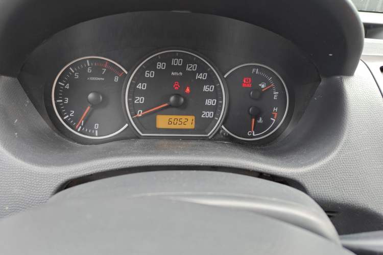 Used Suzuki Swift 2013 1.3L Manual Value Edition
