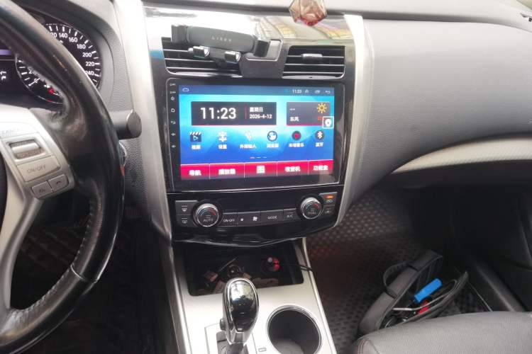 Used Nissan Teana 2016 2.0L XL-Upper Smart Edition Audio And AC Panel