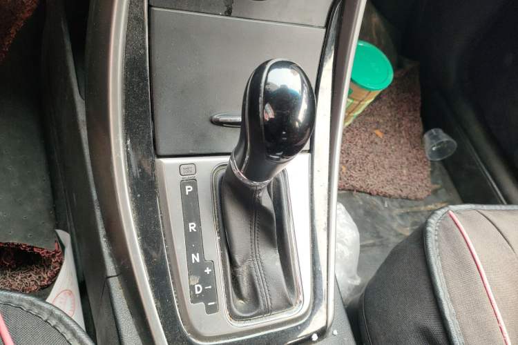 Used Hyundai Elantra (5th Generation / Langdong) 2013 1.6L Automatic Luxury Model