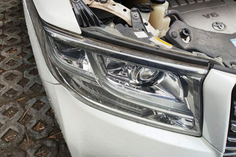 Used Toyota Alphard 2015 3.5L Luxury Edition