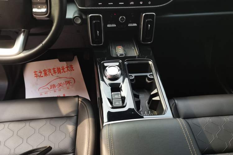 Used Haval DARGO 2021 1.5T DCT Two-Wheel Drive Border Collie - Wangcai Edition Gear Lever