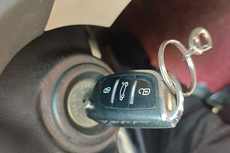 Used Dongfeng Aeolus A60 2016 1.5L Manual Luxury Model
