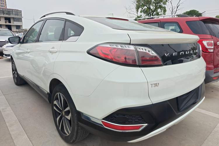 Used Venucia T90 2017 2.0L CVT Smart Edition