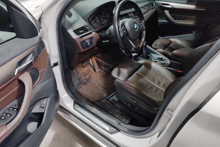 Used BMW X1 2018 sDrive18Li Luxury Model Driver Seat