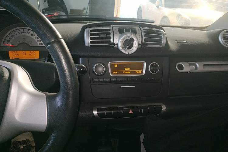 Used smart fortwo 2012 1.0 MHD Convertible Passion Edition
