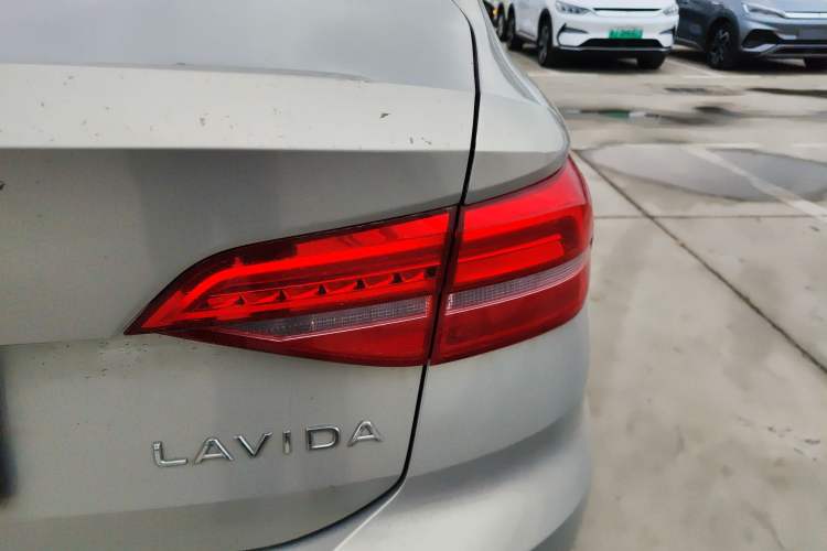 Used Volkswagen Lavida 2021 1.5L Automatic Comfort Edition