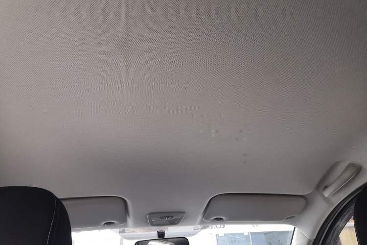 Used Wuling Hongguang S3 2019 1.5L Manual Standard Version China VI Standard