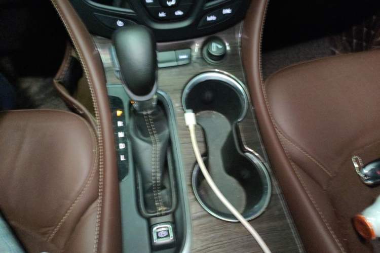 Used Buick Envision 2017 28T Four-Wheel Drive Elite Model
