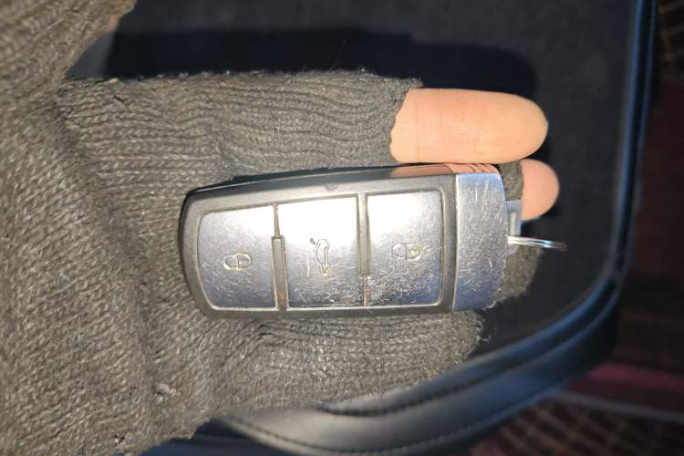 Used Volkswagen Magotan 2012 Revised 1.8TSI Luxury Version Vehicle Key