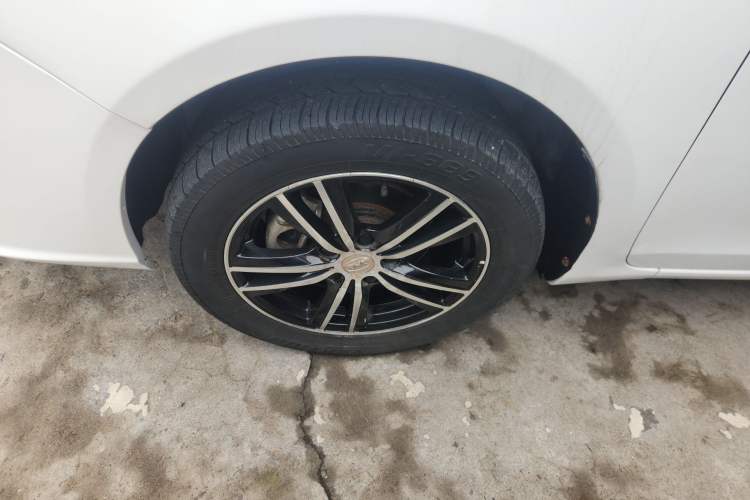 Used BYD Surui 2015 Revised Version 1.5L Manual Luxury Edition