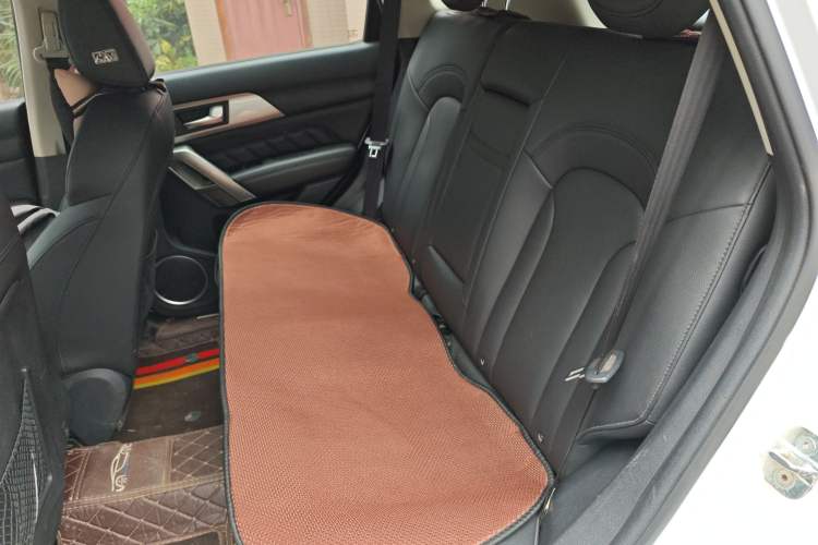 Used Haval H2 2016 Red-Label 1.5T Manual Two-Wheel Drive Luxury Model