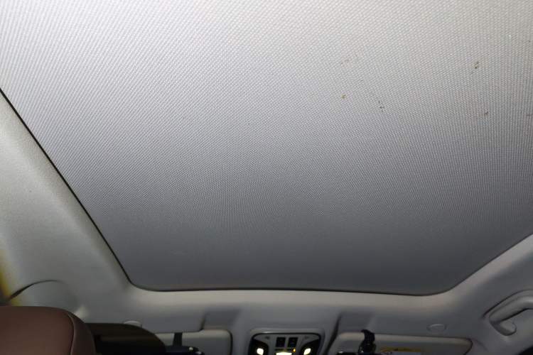 Used Wey VV6 2020 2.0T Two-Wheel Drive Smart Enjoyment+
