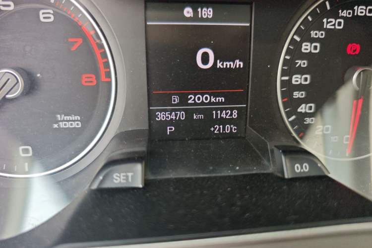 Used Audi A4L 2013 35 TFSI Automatic Technology Edition Odometer Close Up