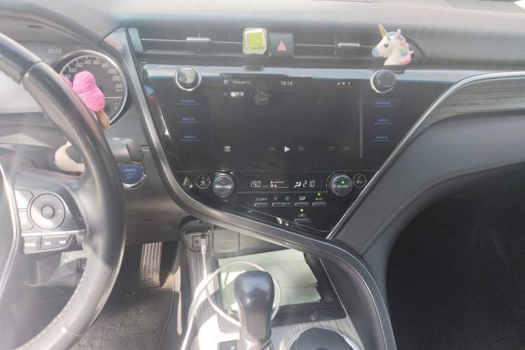 Used Toyota Camry 2019 Revised Version Dual-Engine 2.5 HG Luxury Edition Audio And AC Panel