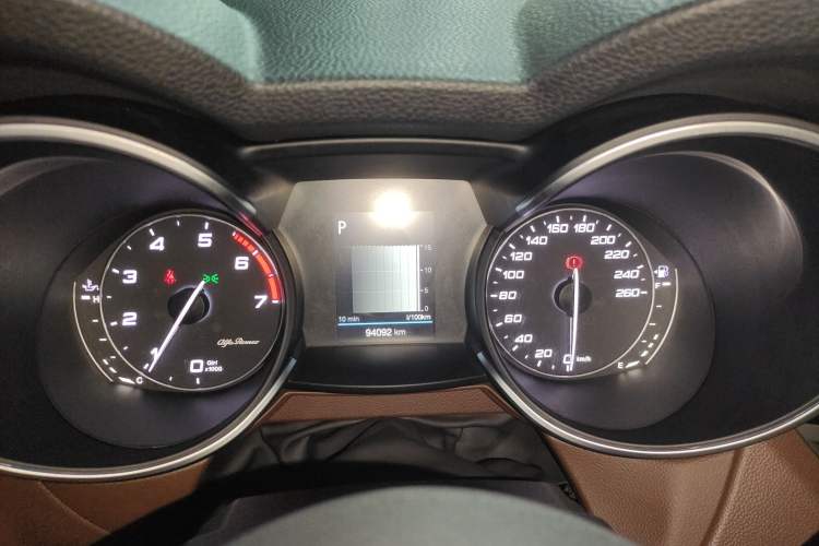 Used Alfa Romeo Stelvio 2017 2.0T 200HP Elite Edition
