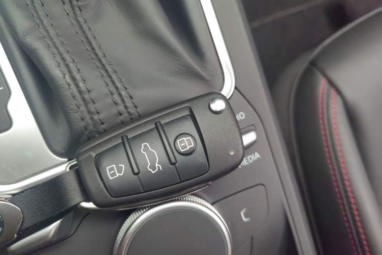 Used Audi Q2L 2021 35 TFSI Fashion Dynamic Model