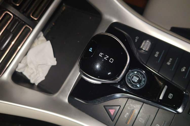 Used BYD Song Pro New Energy 2023 Champion Edition DM-i 110KM Beyond Model Gear Lever