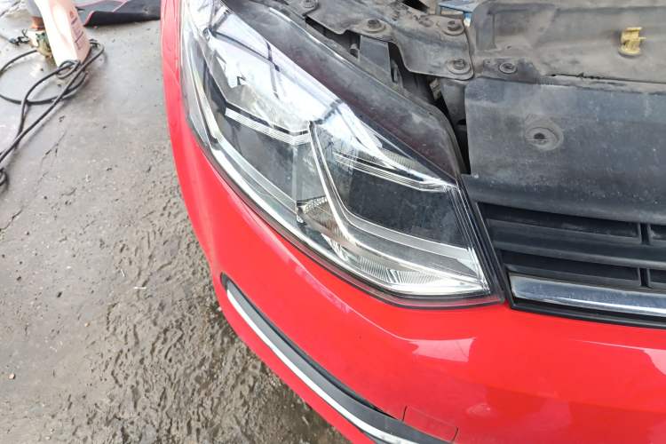 Used Volkswagen Polo 2014 1.6L Automatic Comfort Edition
