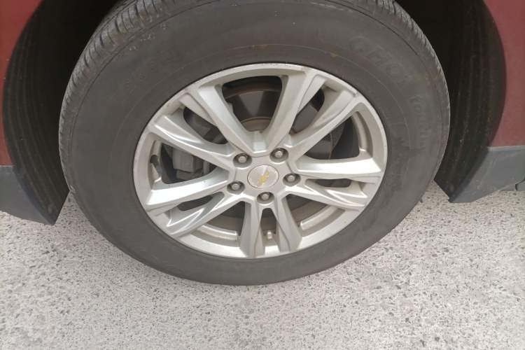 Used Chevrolet Equinox 2017 535T Automatic YuJie Edition Left Front Wheel Hub