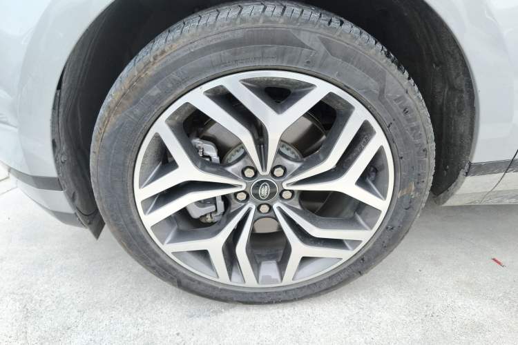 Used Land Rover Range Evoque New Energy 2023 Aurora L P300e Plug-in Hybrid Electric Version