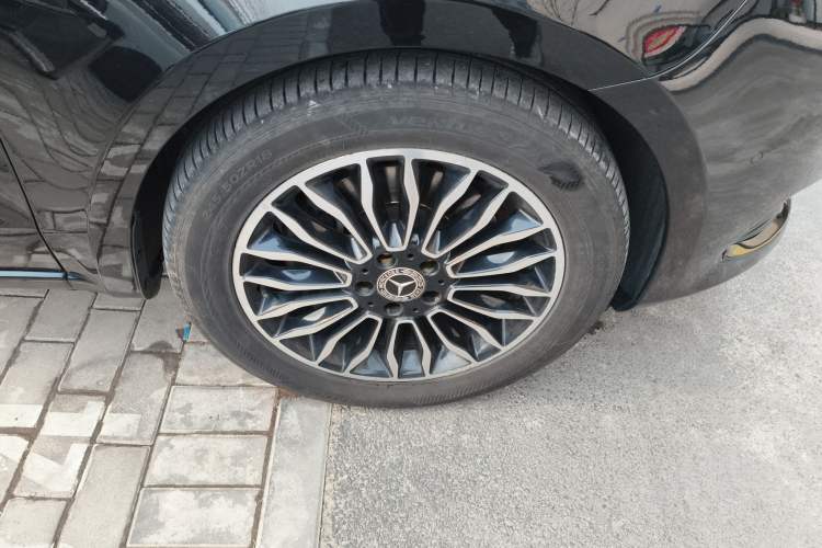 Used Mercedes-Benz V-Class 
