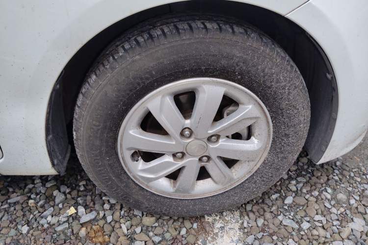 Used Kia K2 2015 Hatchback 1.4L AT GLS Cool Edition
