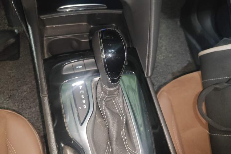 Used Buick Regal 2019 20T Elite Version China VI Standard
