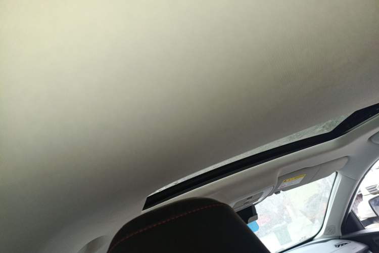 Used MG 5 2022 180 DVVT CVT Youth Luxury Edition
