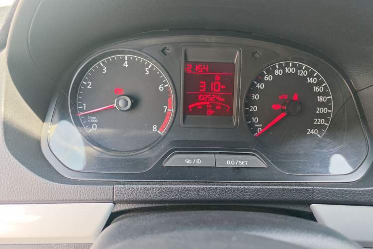 Used Volkswagen Jetta 2015 1.6L Manual Comfort Model