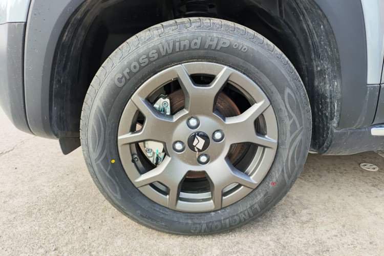 Used Baojun Spark EUV 2026 301km Flagship Edition Left Front Wheel Hub