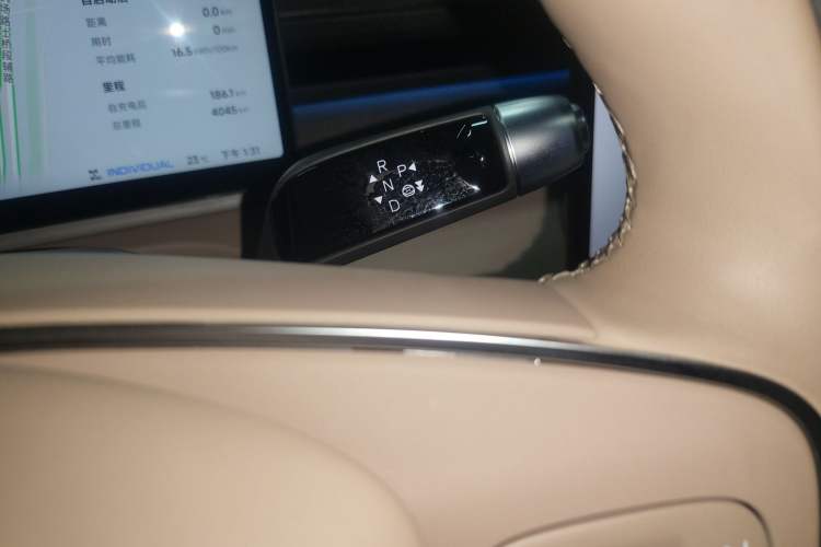 Used XPeng X9 2025 740 Ultra-Long Range Max