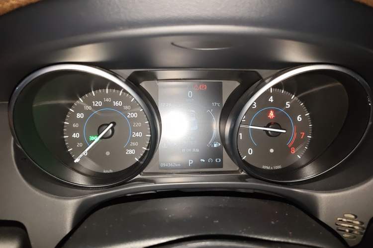 Used Jaguar XEL 2018 2.0T 200 PS Luxury Edition Instrument Cluster