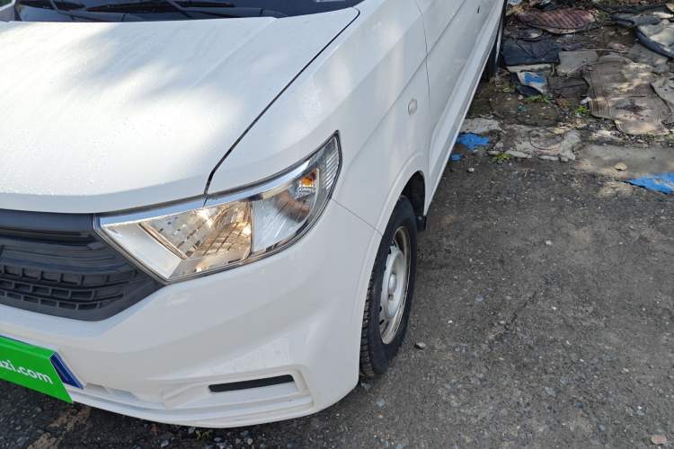 Used Wuling Hongguang V 2022 1.5L Jingqu Edition Electric-Assist LAR
