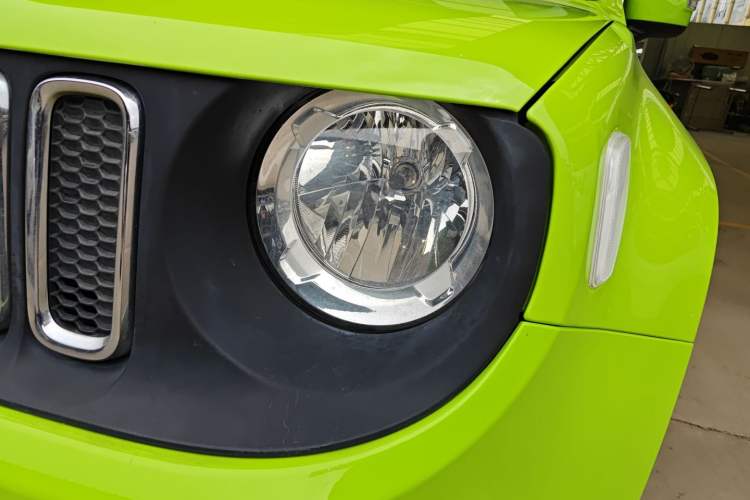 Used Jeep Renegade 2018 Connected Large Screen Version 180T Automatic High-Energy Edition