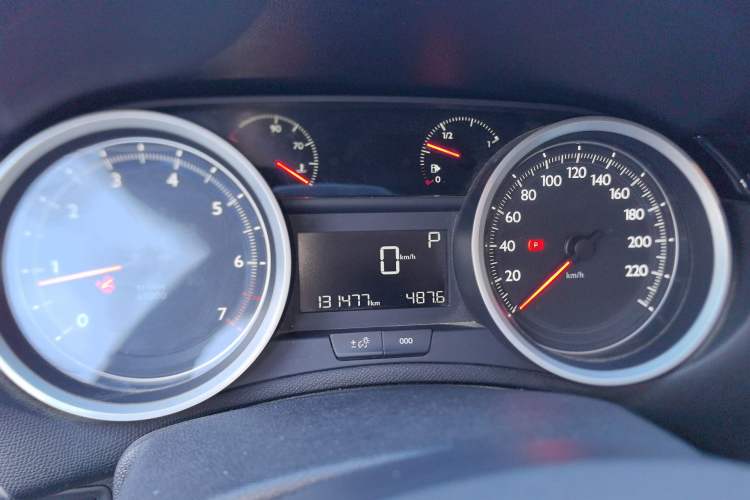 Used Peugeot 408 2015 1.2T Automatic Luxury Edition Instrument Cluster