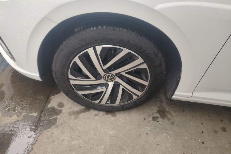 Used Volkswagen Lavida 2024 300TSI DSG Full-Comfort Edition
