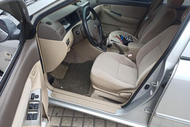 Used Toyota Corolla EX 2011 1.6L Manual Classic Edition