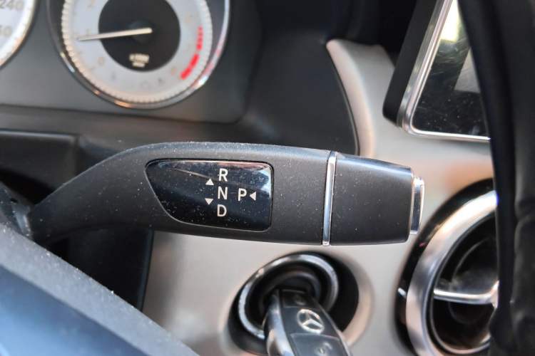 Used Mercedes-Benz GLK-Class 2014 GLK 260 4MATIC Dynamic Model